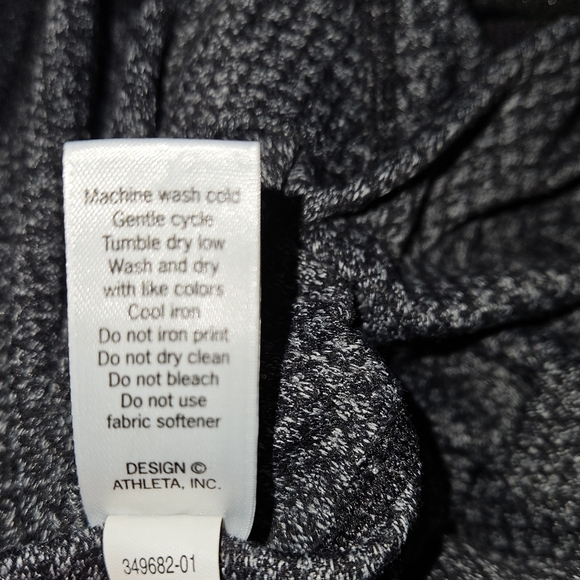 ATHLETA Energy Chaturanga Capri Leggings szMP - Picture 4 of 9